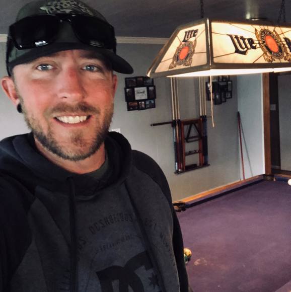 Meet your Posher, Chris - Picture 1 of 1